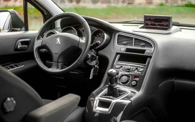 Peugeot 5008 cena 20900 przebieg: 191000, rok produkcji 2010 z Siedliszcze małe 562